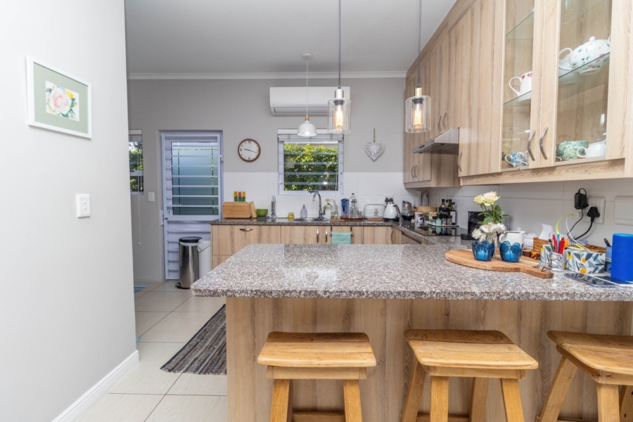 3 Bedroom Property for Sale in Sunningdale Western Cape